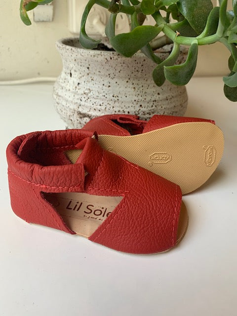 The Oscar Sandal